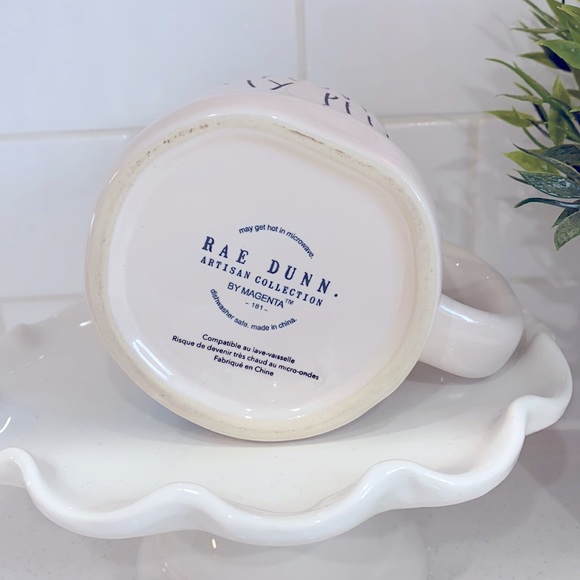 Rae Dunn Love My Peeps mug - Picture 3 of 3